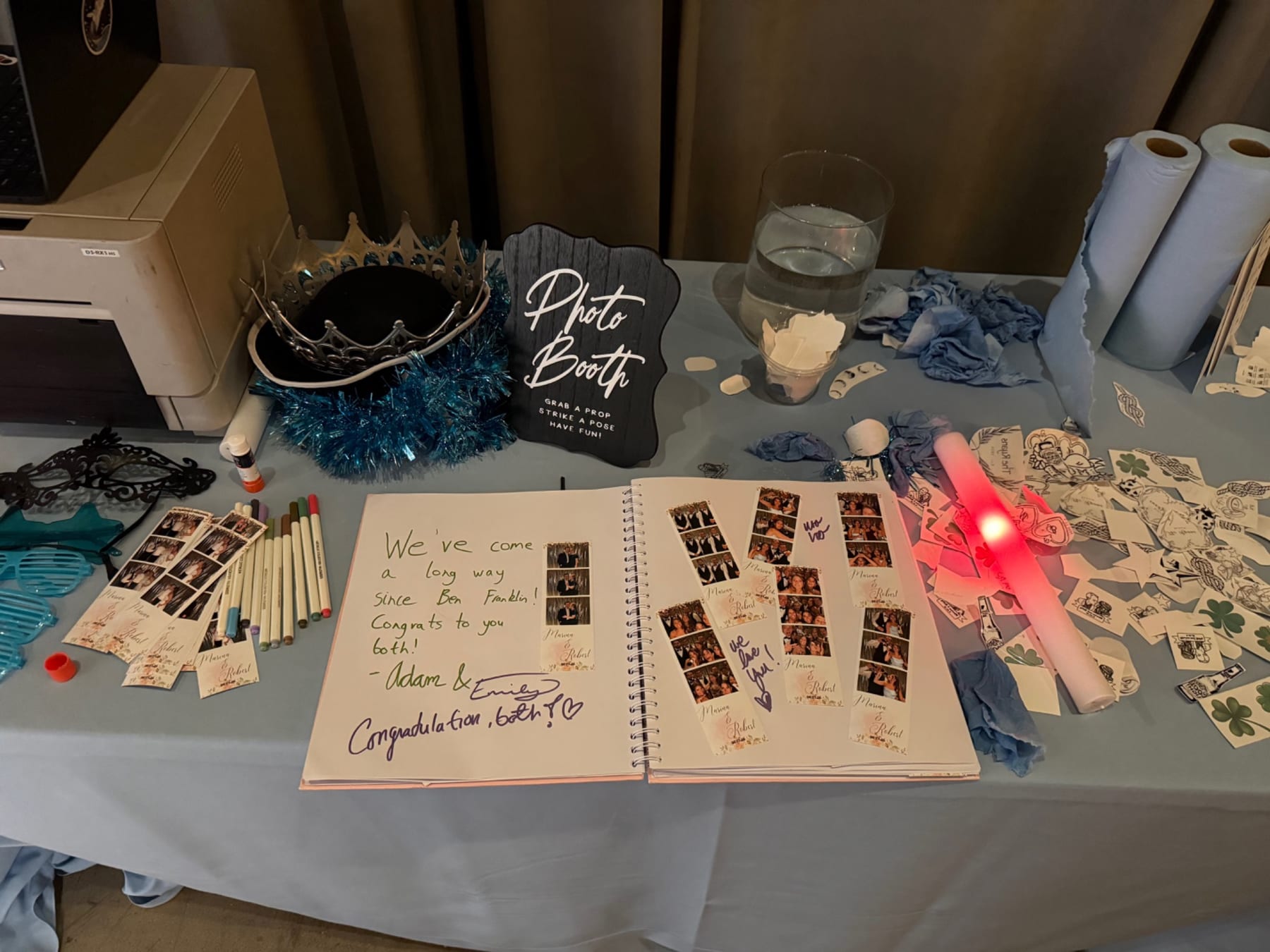 Guest photo-strip album
